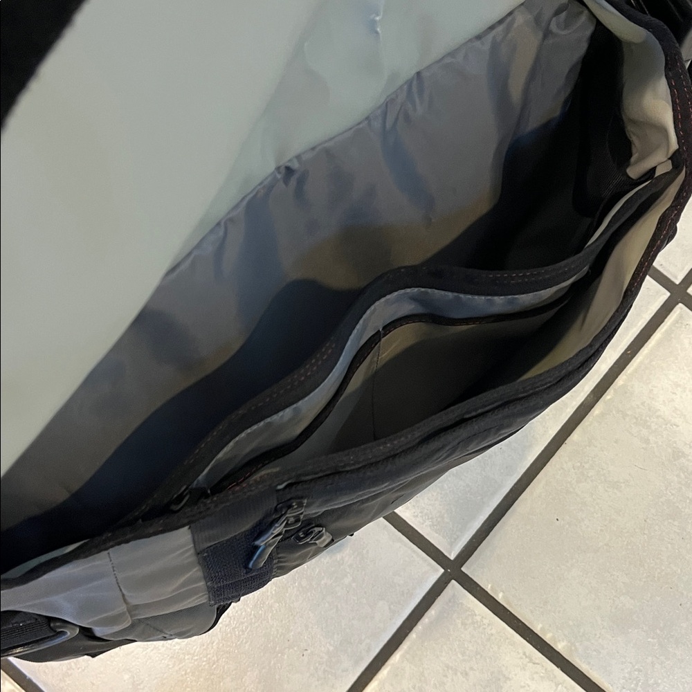 Timbuk2 Men’s Command Model Complete Work Compute… - image 7